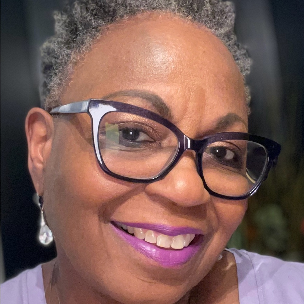 Meet your Posher, Sherrie